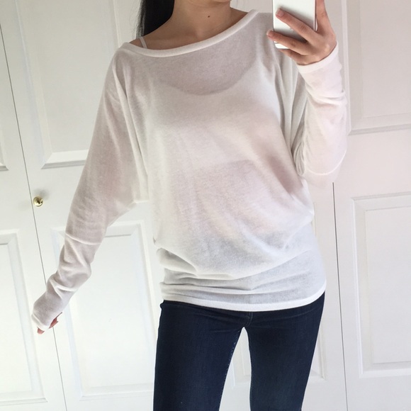 ❗️(LAST 2) SNOW - White Dolman Long Sleeve Blouse - Picture 2 of 8